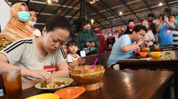 Berani Coba Level Tertinggi Challenge Pedas Ayam Koplo